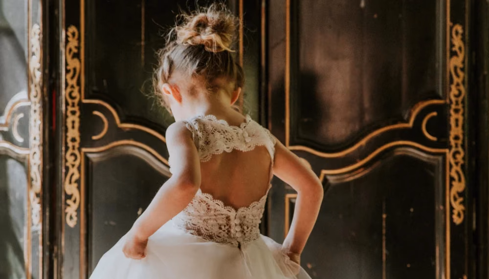 robe d'enfant pour un mariage