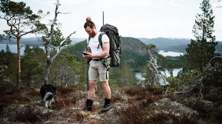 Top 5 des talkie-walkies pour vos aventures de camping et de randonnée
