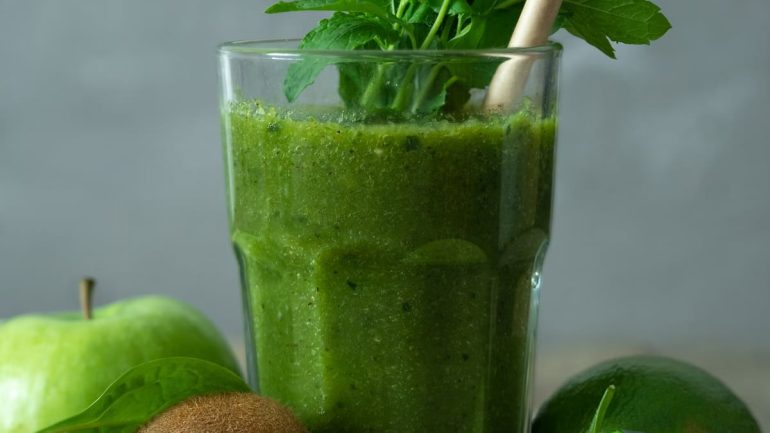 Recettes de smoothies détox aux algues : 5 formules prouvées